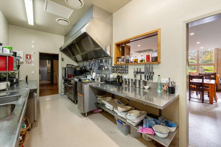 9125 Eton Street, Hyde Ranfurly_16