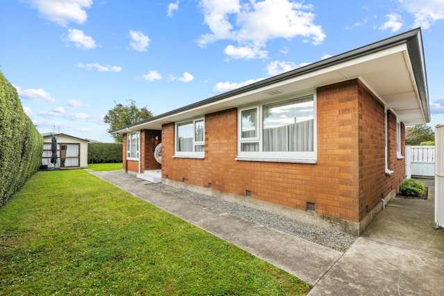 21 La Perouse Place Northcote_2