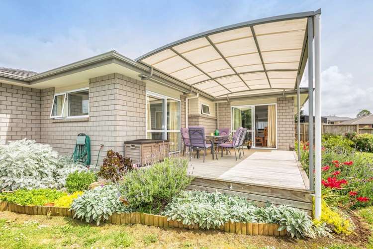 15 Lieshout Way Pukekohe_5