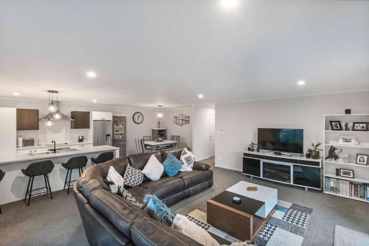 6 Blacklock Road Pyes Pa_4