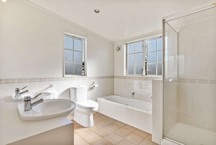 15b Kipling Avenue Epsom_11