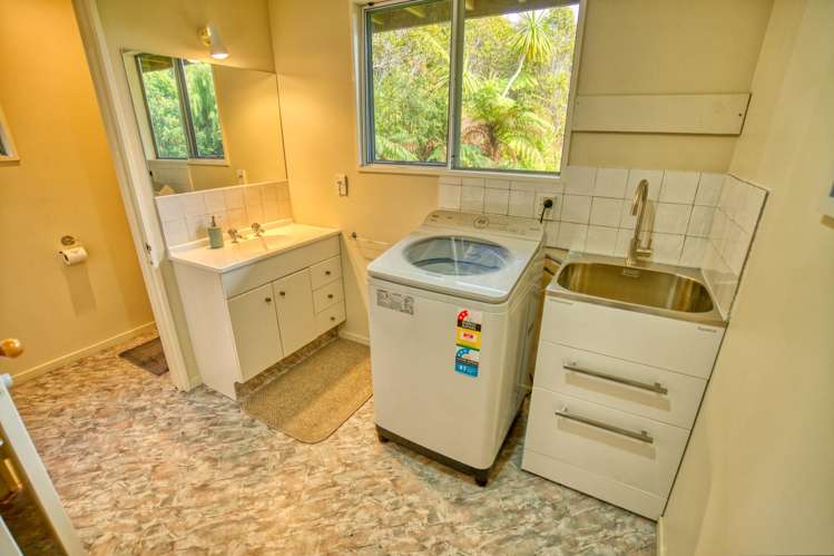 6 Ross Place Te Miko_34