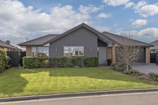 Effortless family living with a view