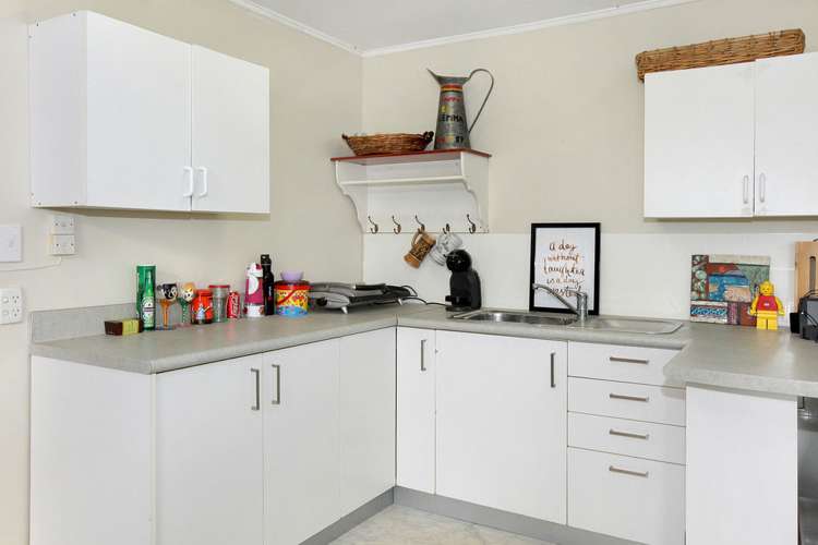 97 Old Mill Road Westmere_9