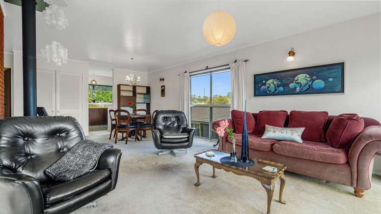 2 Shelley Street Otumoetai_5