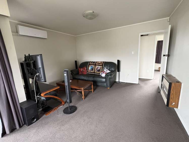 1B Cypress Crescent Pukete_5