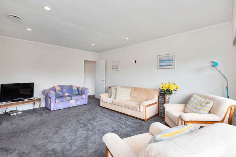 2/4 Waterloo Road Milford_9