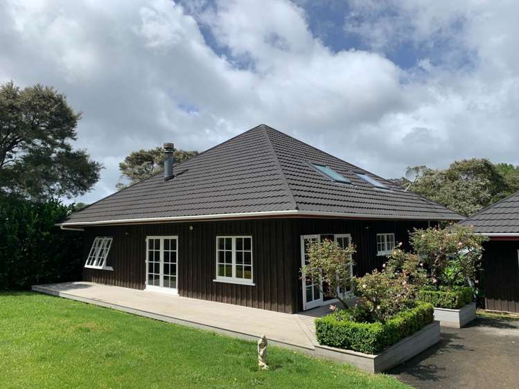 137 Brian Crescent_0