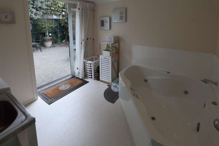 23b Eason Street Victoria_9