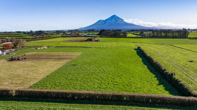 0n Monmouth Road Pembroke_13