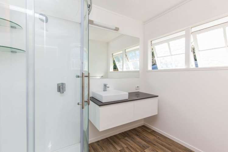 33 Moncrieff Avenue Clendon Park_9