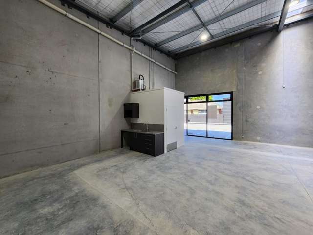 Unit 4, 21 Hands Road Middleton_2