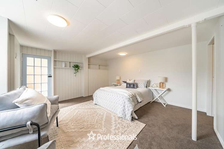 11 Hill Grove Naenae_18