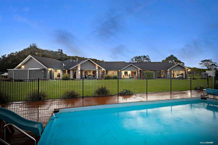 1115 Glenbrook Road Glenbrook_23