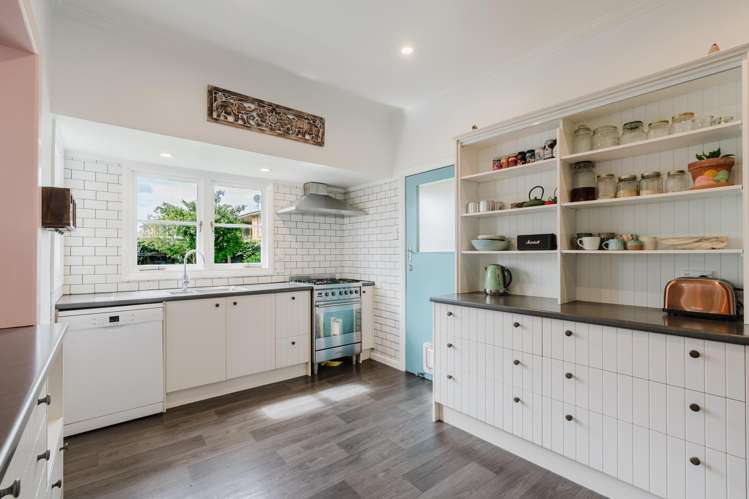 37 Storey Avenue Forest Lake_10