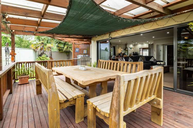 6 Lowry Place Frimley_21