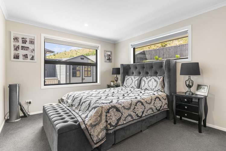 89 Queen Charlotte Drive Aotea_17