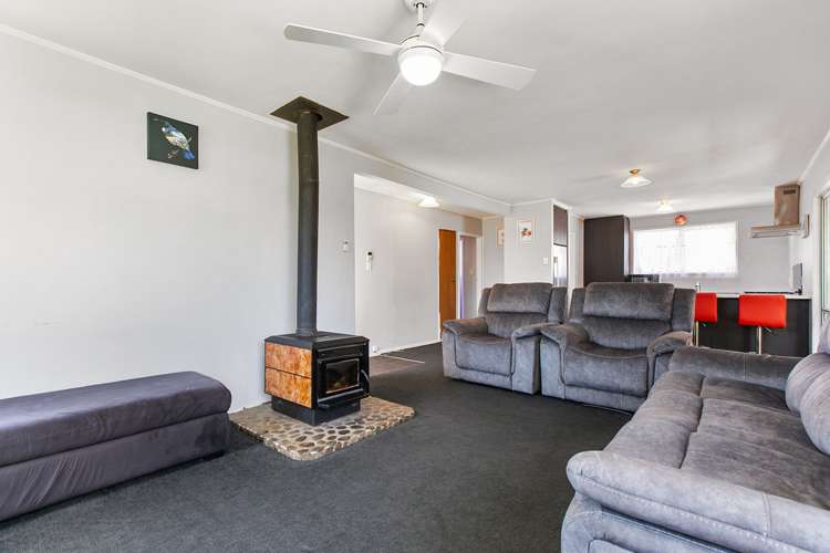 19 Benton Place Manurewa_6