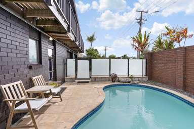 773 Whangaparaoa Road_3