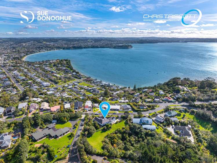 1/4 Roberts Road Matakatia_39