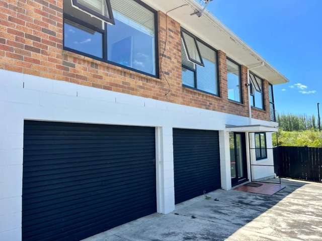 Three bedroom renovated home in The Bays