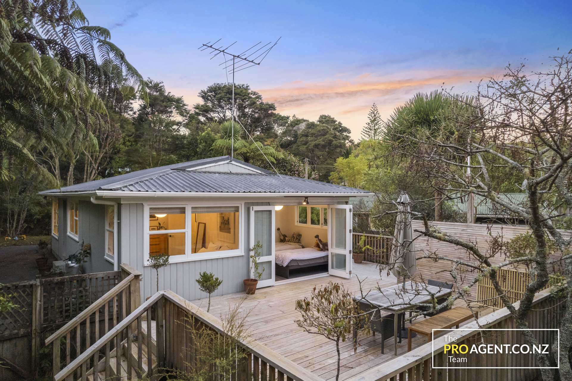 146 Woodlands Park Road Titirangi_0