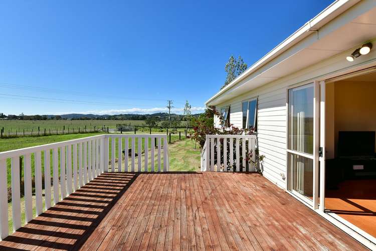 37 Te Pua School Road Helensville_22