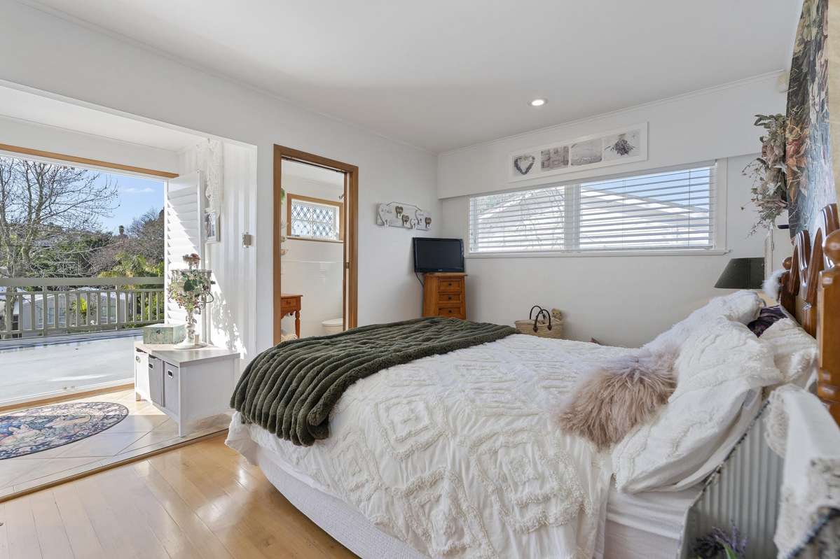 24 Lyons Avenue_4