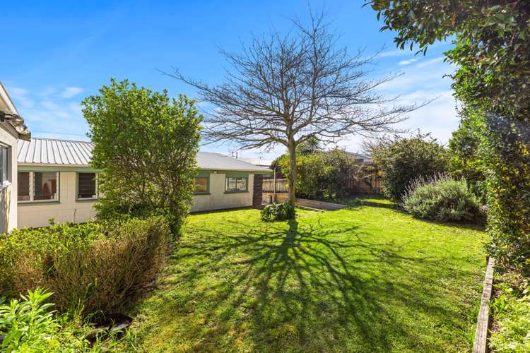 220 Welcome Bay Road Welcome Bay_21