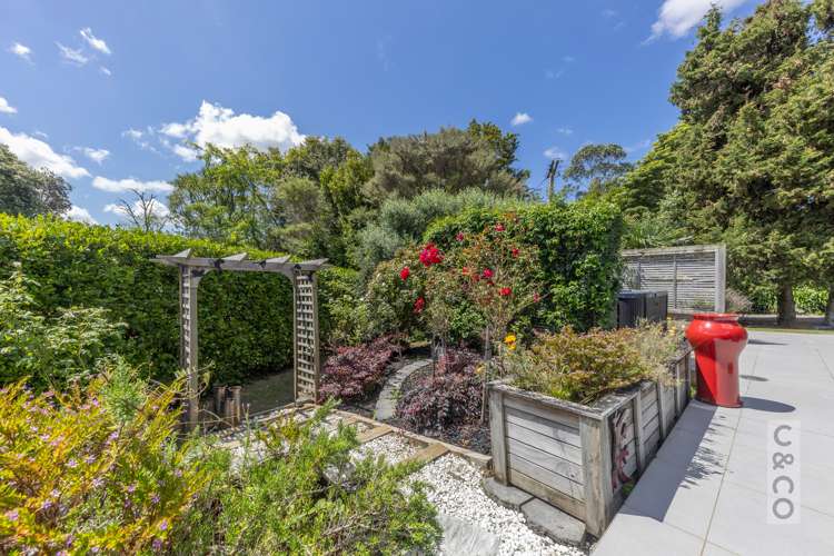 4 School Road Riverhead_28