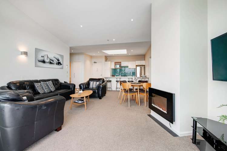 1213/11 Tamariki Avenue Orewa_15