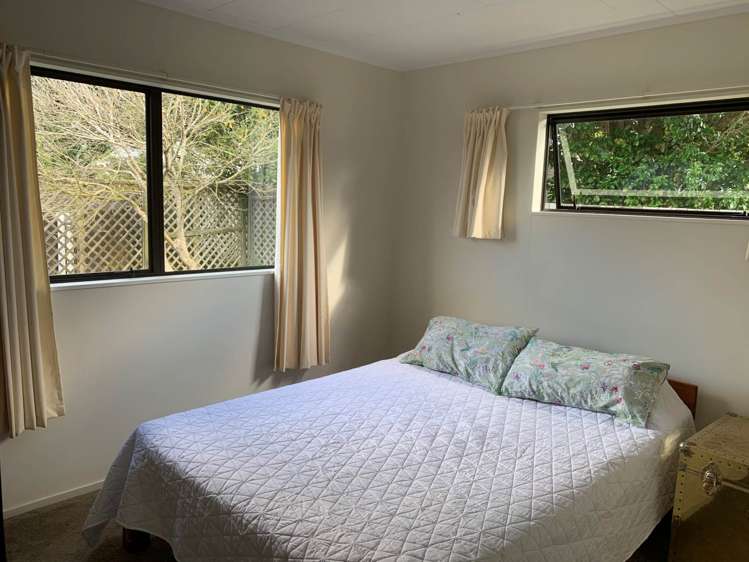 72 Gledstane Road Stanmore Bay_8