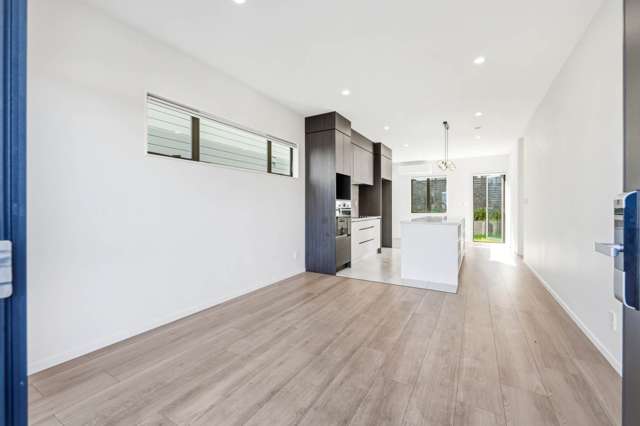 3 Greenbrier Street Westgate_4