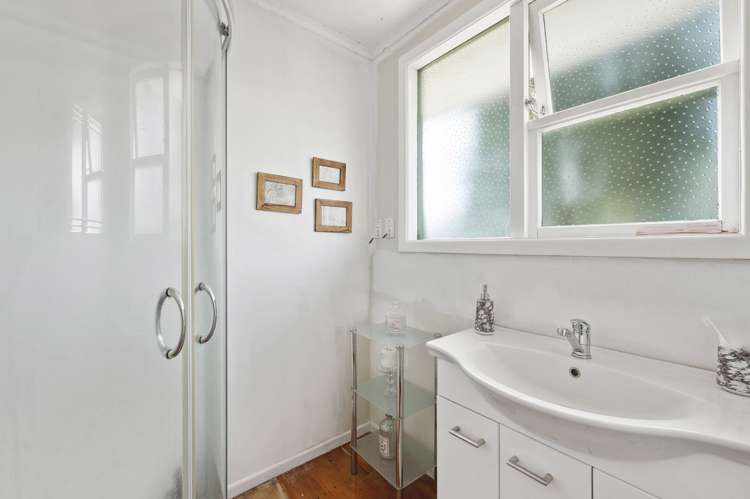 85 Paparamu Road Hauraki Surrounds_18