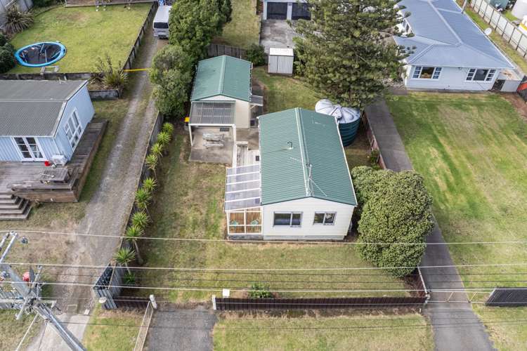 50 Park Avenue Waitarere Levin_19