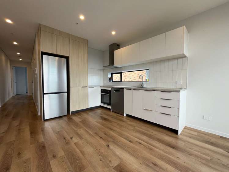302/4 Rauroa Lane Hobsonville_5