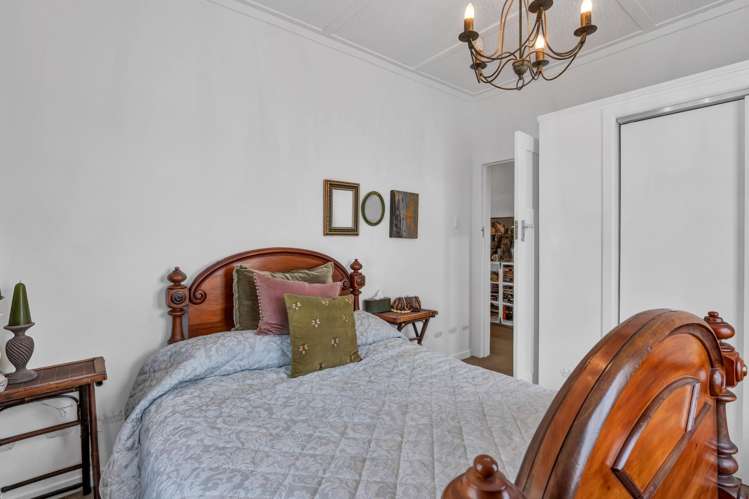 58 Pembroke Road Stratford_19