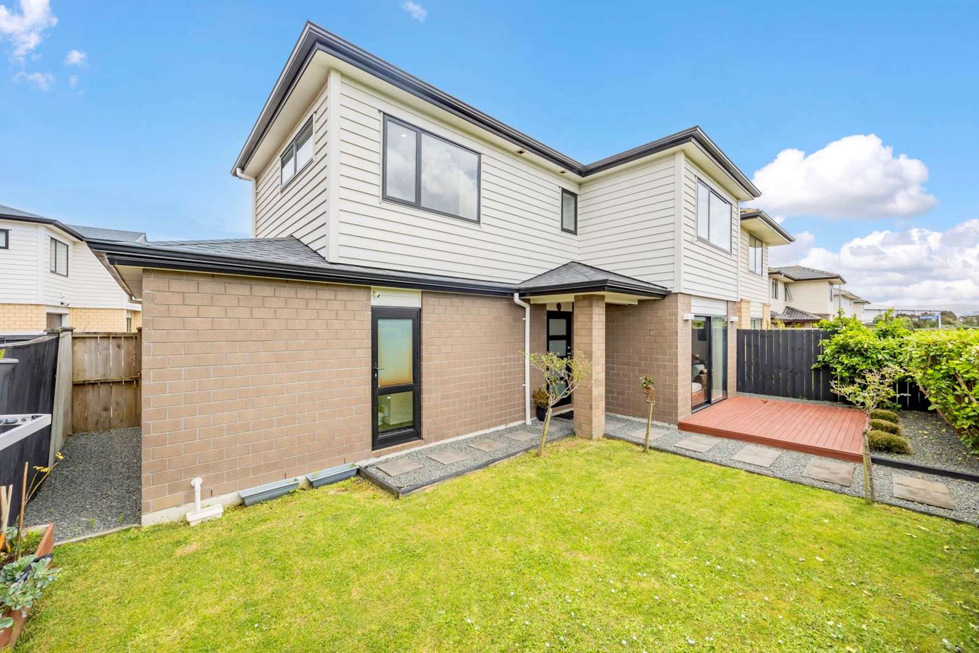 6 Nga Waka Place Mangere_0