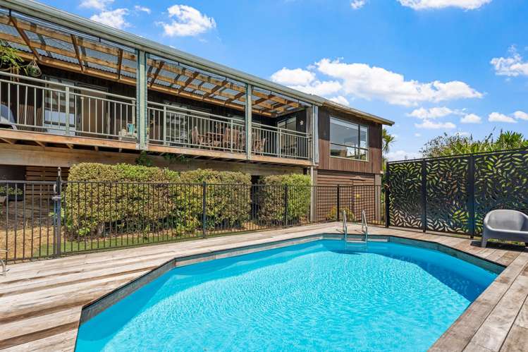 7 Hawaiian Parade Arkles Bay_1