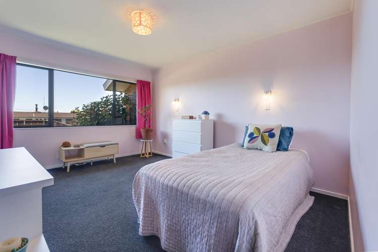 26 Selbourne Avenue Richmond_11