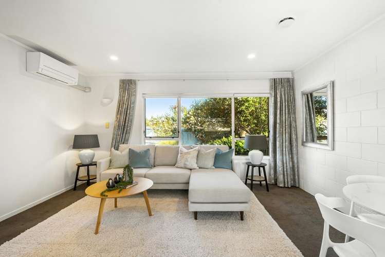 2/11 Kawerau Avenue_5