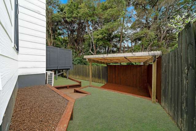77 Meadowvale Rise Titirangi_4