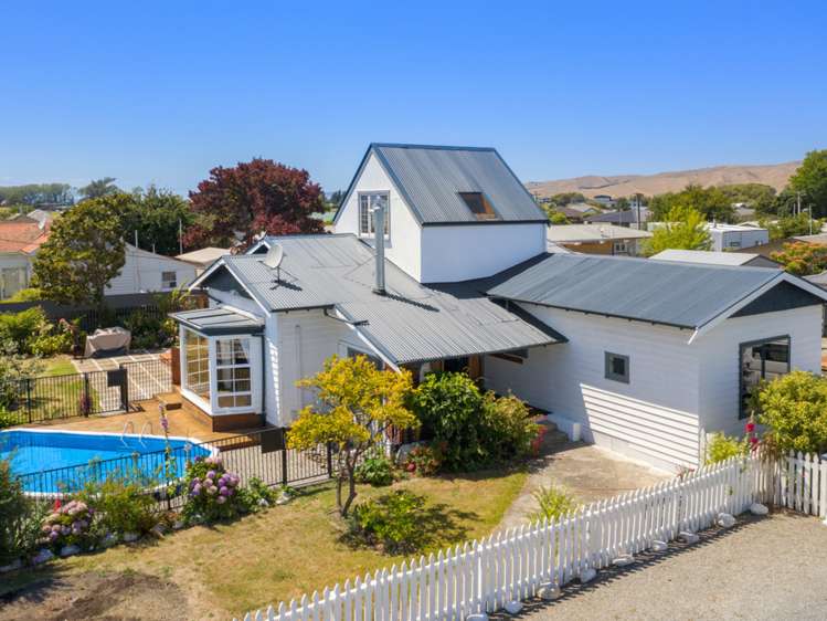 64 South Street Blenheim Central_24