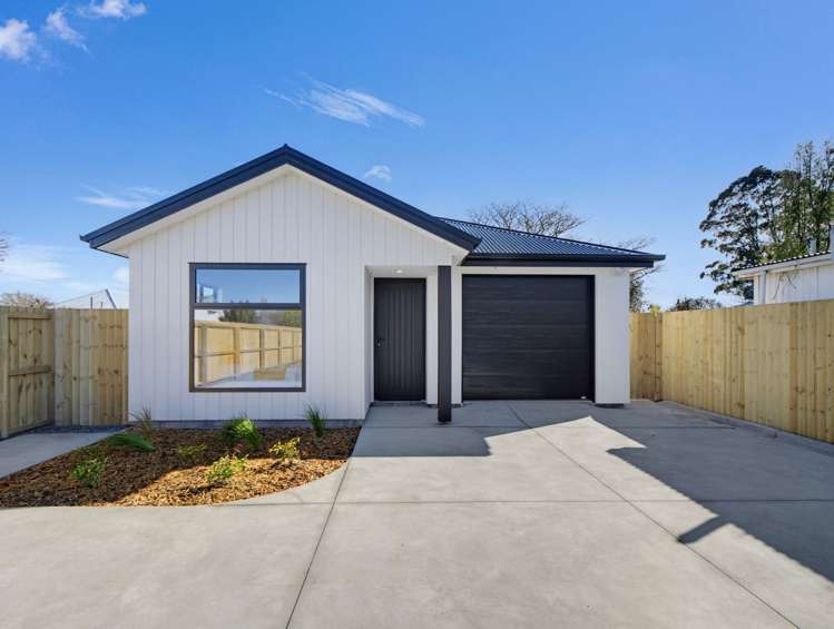 23 Swanns Road_0