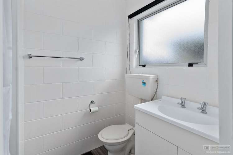 1/52 Bayly Street Waitara_12