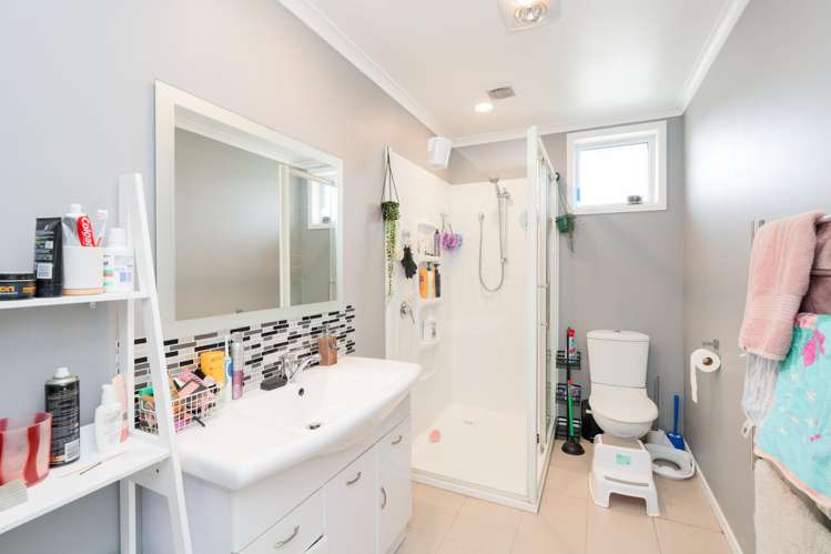 79 Gerrard Road Winton_10