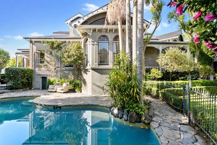 8 Claude Road Epsom_6