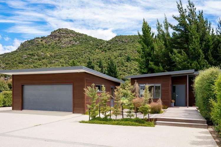 4 Goldie Lane, Albert Town Wanaka_22