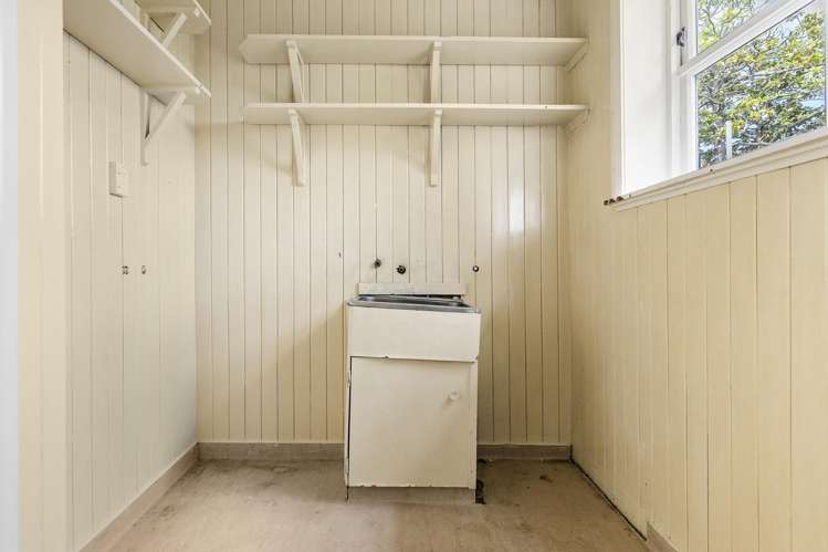 23 and/or 23A Benfield Avenue Mt Albert_11