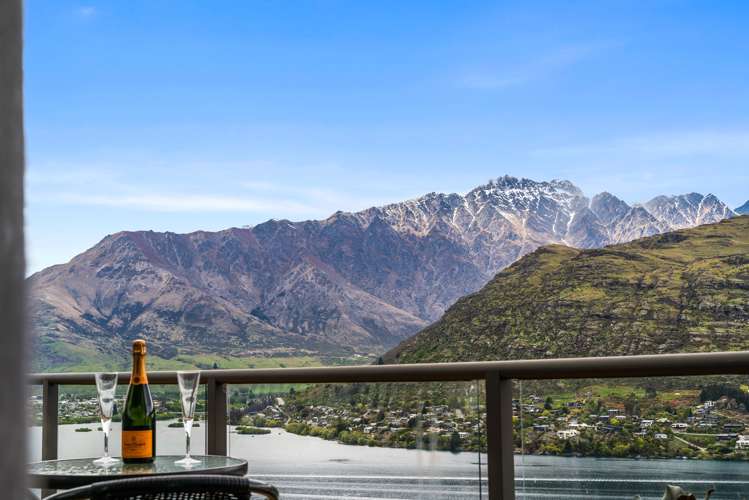 7 Woodlands Close Queenstown_9